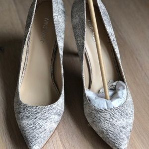 Nine West white Smokey heel size 9